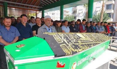 Motosiklet kazasında hayatını kaybeden genç toprağa verildi 