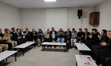 Bakanlar Soylu ve Özer, Nizip ve Karkamış'ta taziye ziyaretinde bulundu