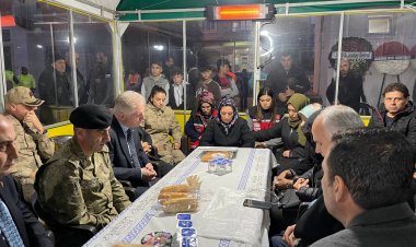 Gül ve Sarı şehit ailesini yalnız bırakmadı