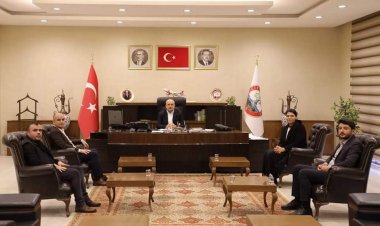 Hastane Yönetiminden Başkan Sarı'ya Ziyaret 