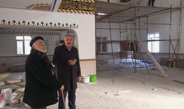 Gül'den İstasyon Camisine Ziyaret 