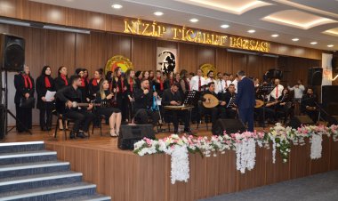 Nizip'te Muhteşem Halk Müziği Konseri