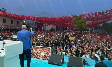 Cumhurbaşkanı Erdoğan: Sırf aç gözlülükle fahiş fiyat artışı yapanların ümüğünü sıkacağız