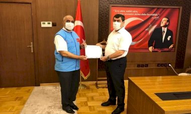 NİZİP KAYMAKAMI ŞAHİN'DEN  KURBAN BAĞIŞI