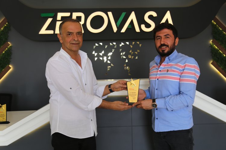 Zerovasa Lidaş’dan Personellere Plaket