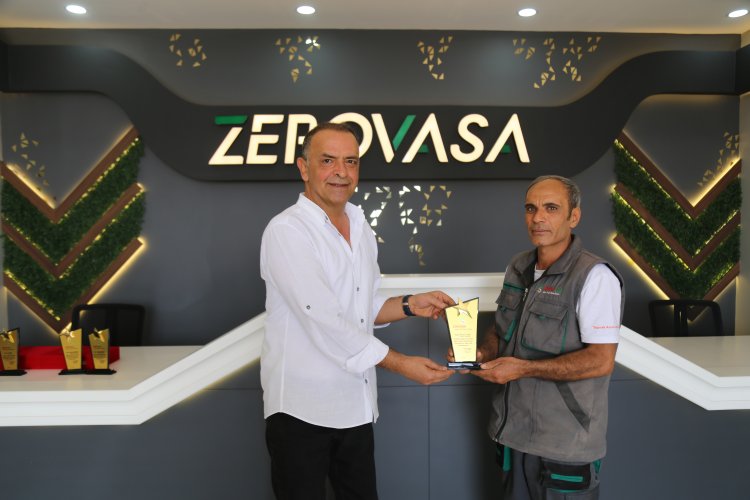 Zerovasa Lidaş’dan Personellere Plaket