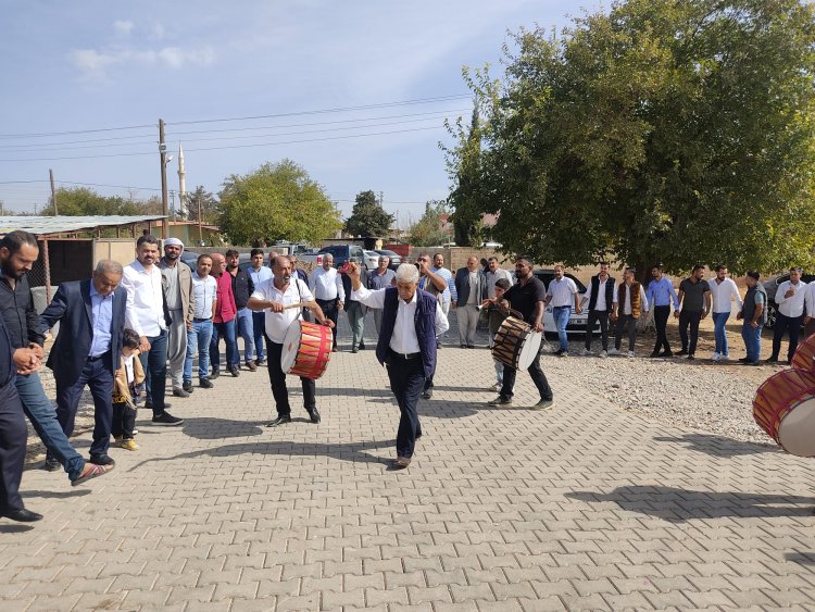 Barak Türküleri Eşliğinde Davul’lu Zurnalı Çeyiz