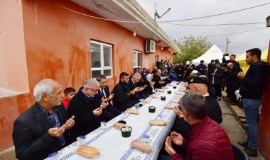 Gül ve Şahin'den küçük şehitimizin ailesine taziye ziyareti