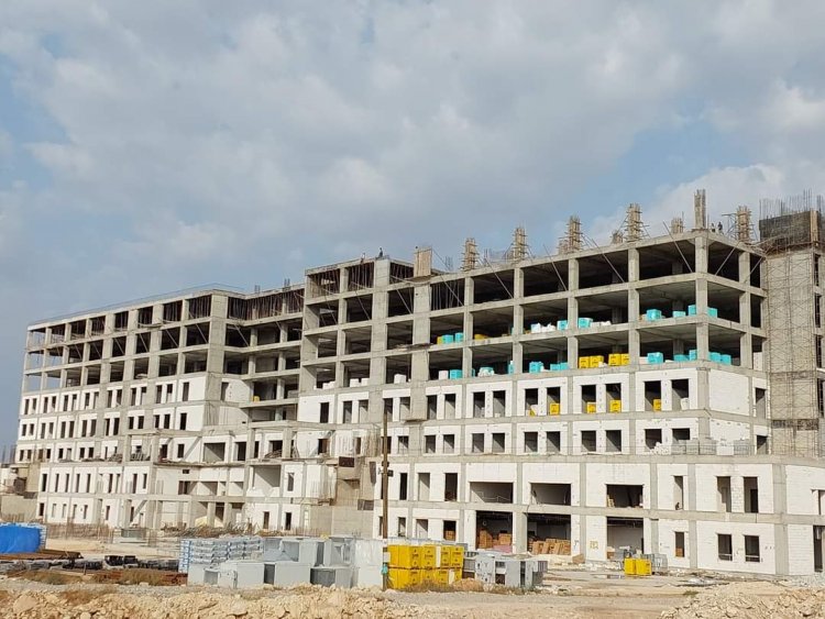 Nizip Devlet Hastanesi inşaatı sürüyor