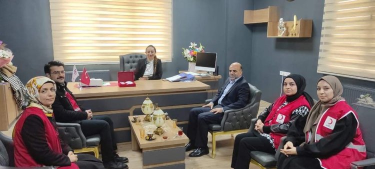 Kızılay Nizip Şubesi'nden Nizip Uğur Okulları'na Anlamlı Ziyaret!