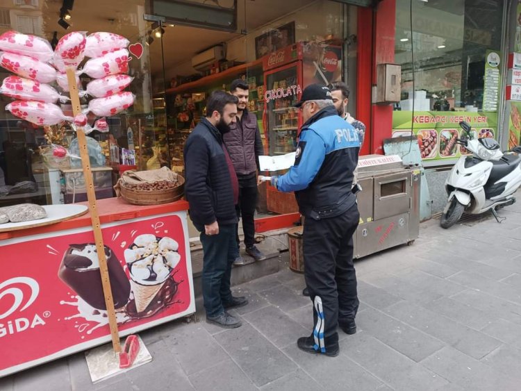 Polis hırsızlık olaylarına karşı vatandaşları bilgilendirdi