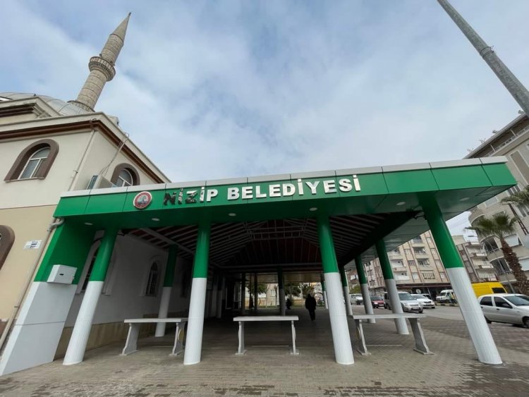 Hazreti Ali Cami avlusu yenilendi