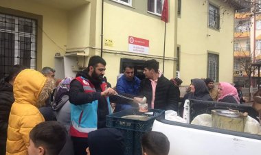 Depremzede vatandaşlara 7-24 hizmet