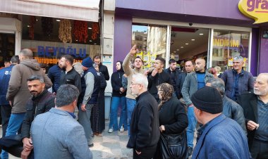 Afetzede vatandaşların eşyalarını alabilme isyanı
