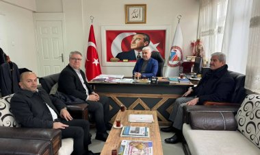 MHP Nizip İlçe Başkanlığı’ndan Esnaf ve Oda Başkanlarına Ziyaret