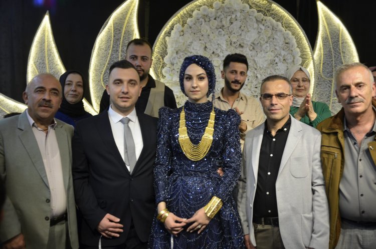 Emin ve Zehra Evliliğe İlk Adımı Attı