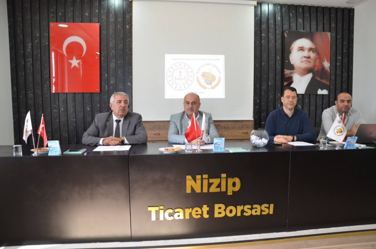 Liseler Arası Münazara Yarışmasının Kura Çekimi Nizip Ticaret Borsası’nda Gerçekleştirildi