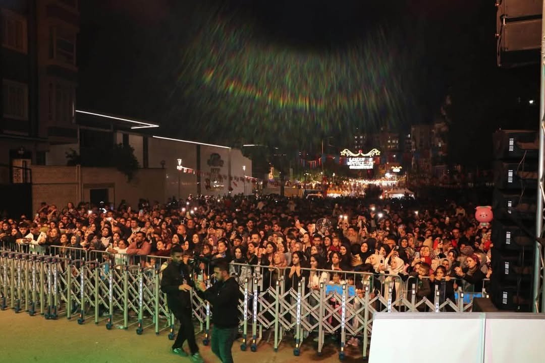 3. NİZİP ZEYTİN FESTİVALİ’NDE GRUP AYNA RÜZGÂRI ESTİ!