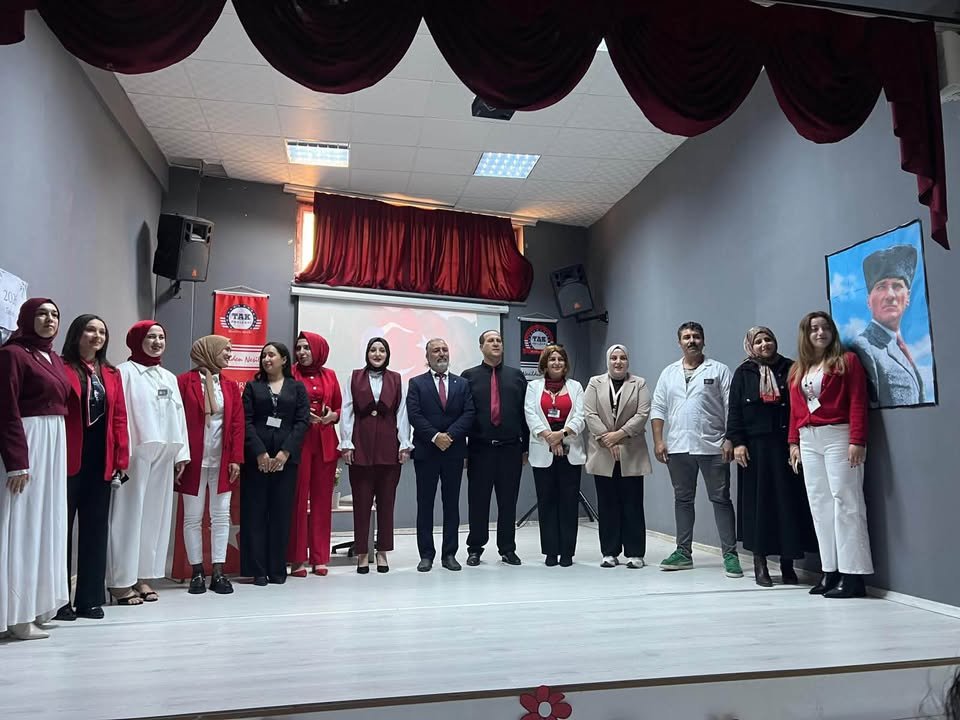 NİZİP TÜRK AMERİKAN KOLEJİ’NDE 29 EKİM CUMHURİYET BAYRAMI COŞKUSU