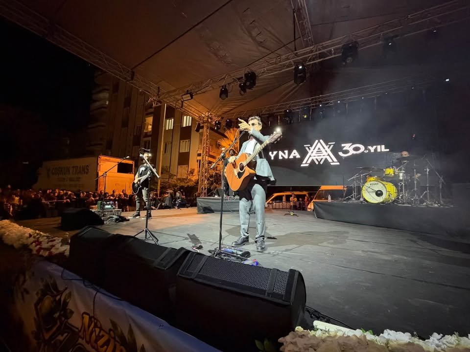 3. NİZİP ZEYTİN FESTİVALİ’NDE GRUP AYNA RÜZGÂRI ESTİ!