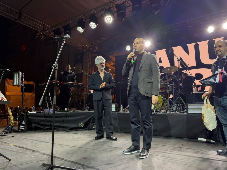 NİZİP’TE MANUŞ BABA RÜZGÂRI! FESTİVAL COŞKUSU ZİRVEYE ULAŞTI