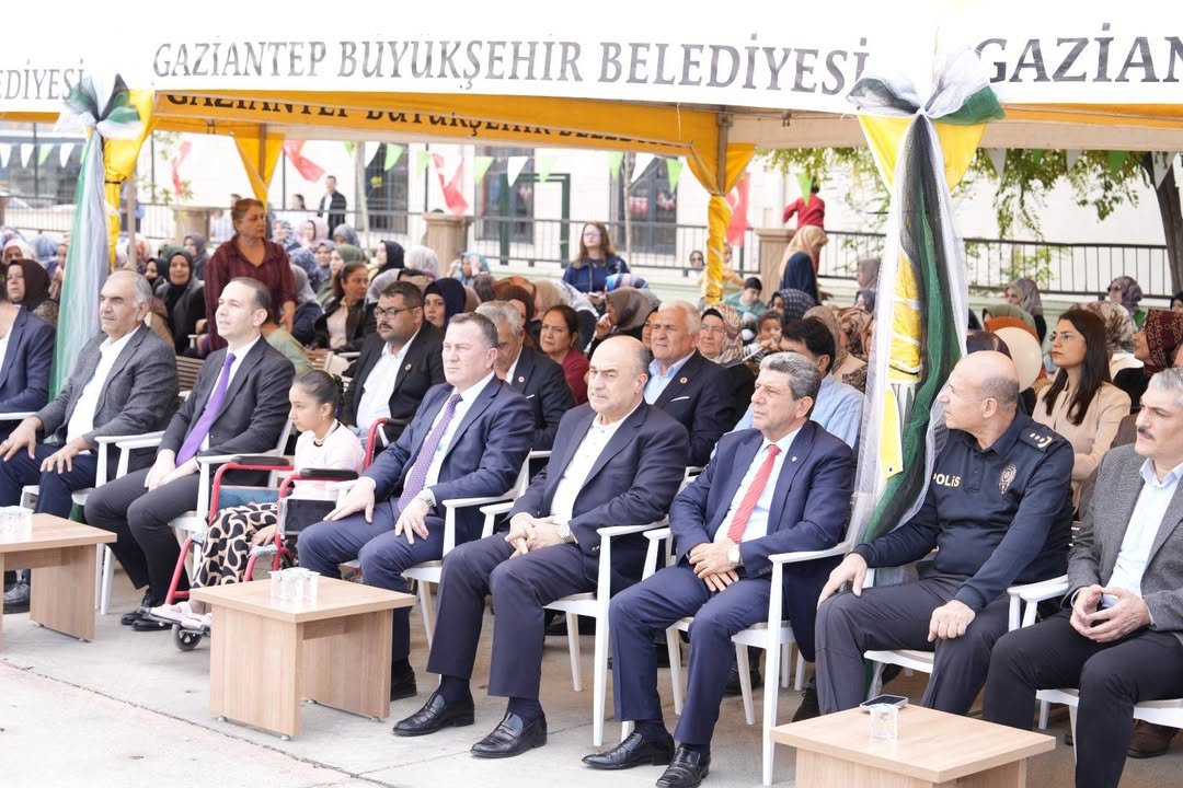 NİZİP’TE 100. YIL SODAM VE ENGELSİZ YAŞAM MERKEZİ TÖRENLE HİZMETE AÇILDI