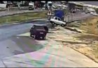 NİZİP’TE FECİ KAZA! TAKLA ATAN OTOMOBİL MENFEZE UÇTU: 2 YARALI