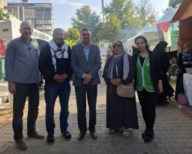 İHH KADIN KOLLARINDAN MAZLUM HALKLAR YARARINA ANLAMLI KERMES