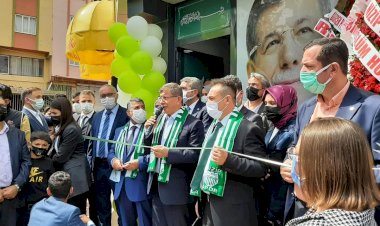 Gelecek Partisi Genel Başkanı Davutoğlu, Nizip'te 