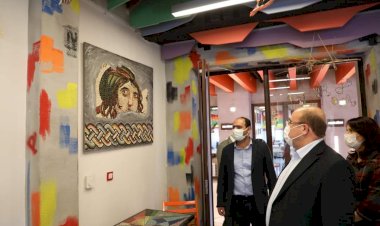 Başkan Sarı, Kent Arşivi’ni ziyaret etti