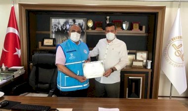 ÇARŞI CAMİİ CEMAATİNİDEN ÖRNEK DAVRANIŞ